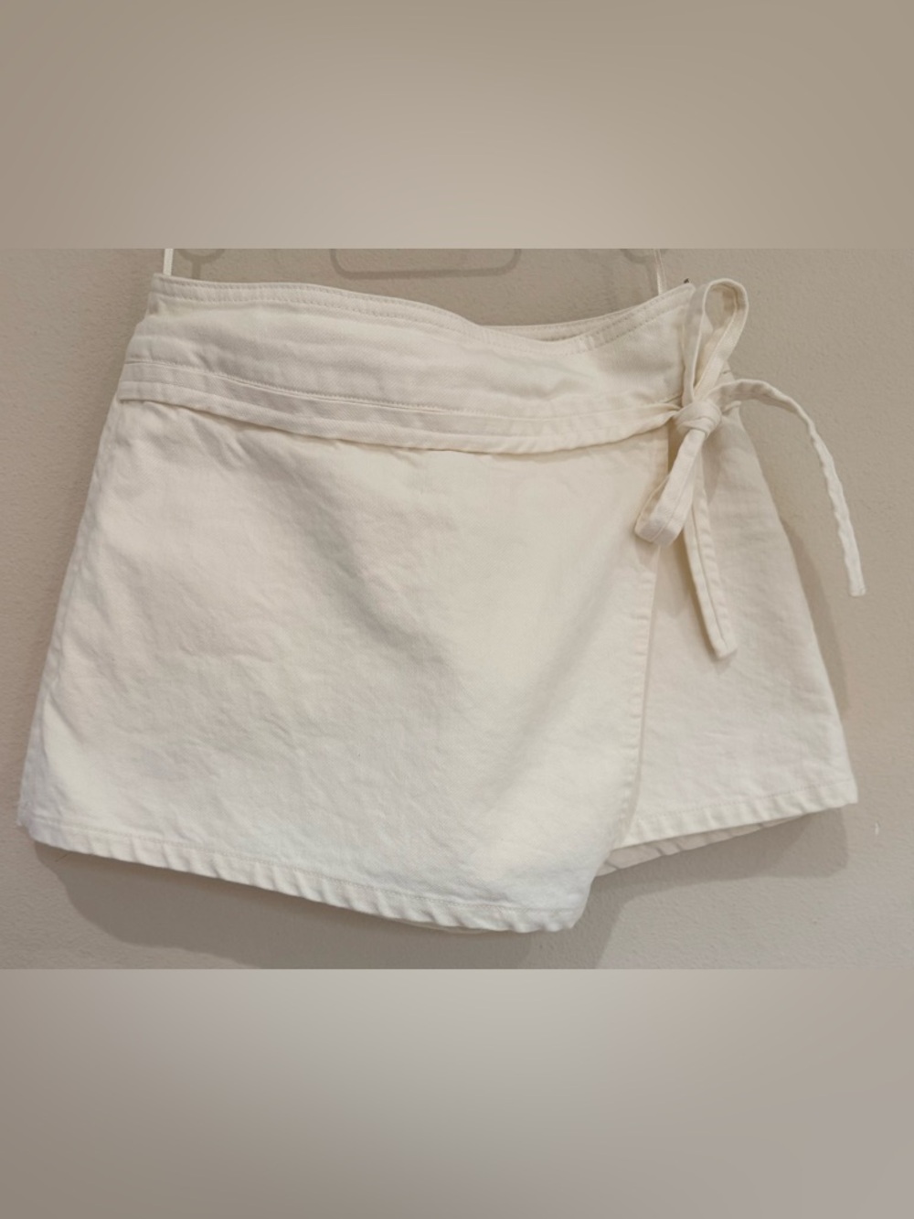 Zara Cream Wrap Skort with Side Tie and Zipper Size Small